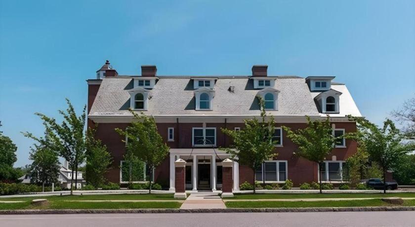 The George Montclair Hotel Ngoại thất bức ảnh