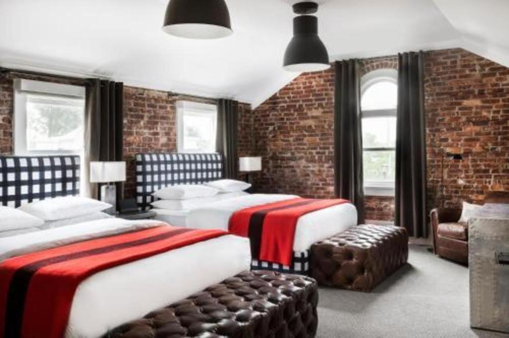The George Montclair Hotel Ngoại thất bức ảnh