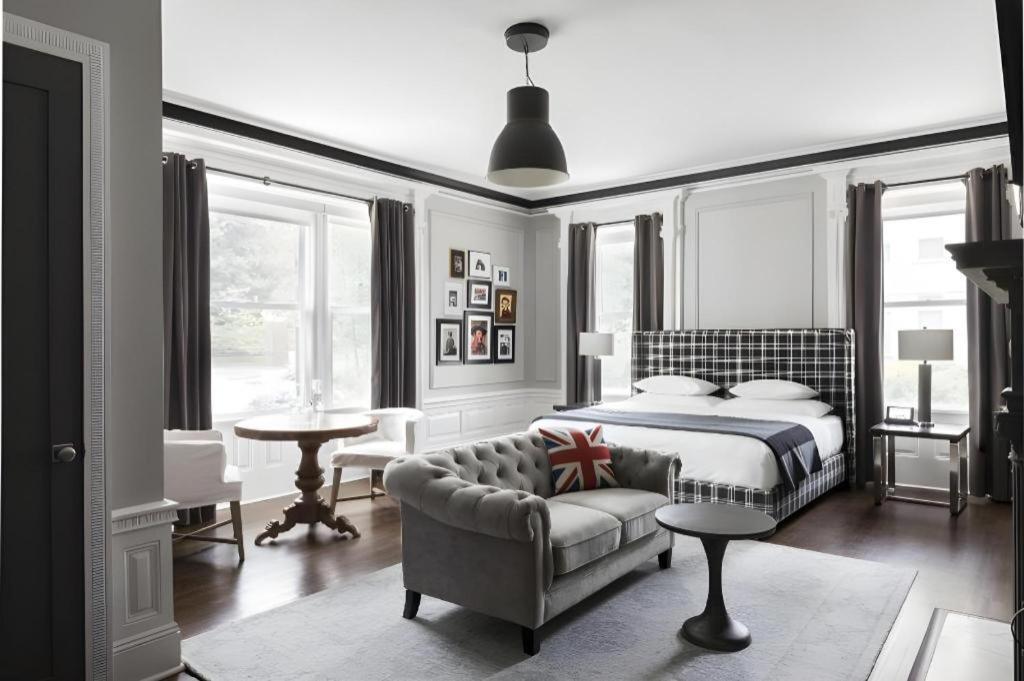 The George Montclair Hotel Ngoại thất bức ảnh